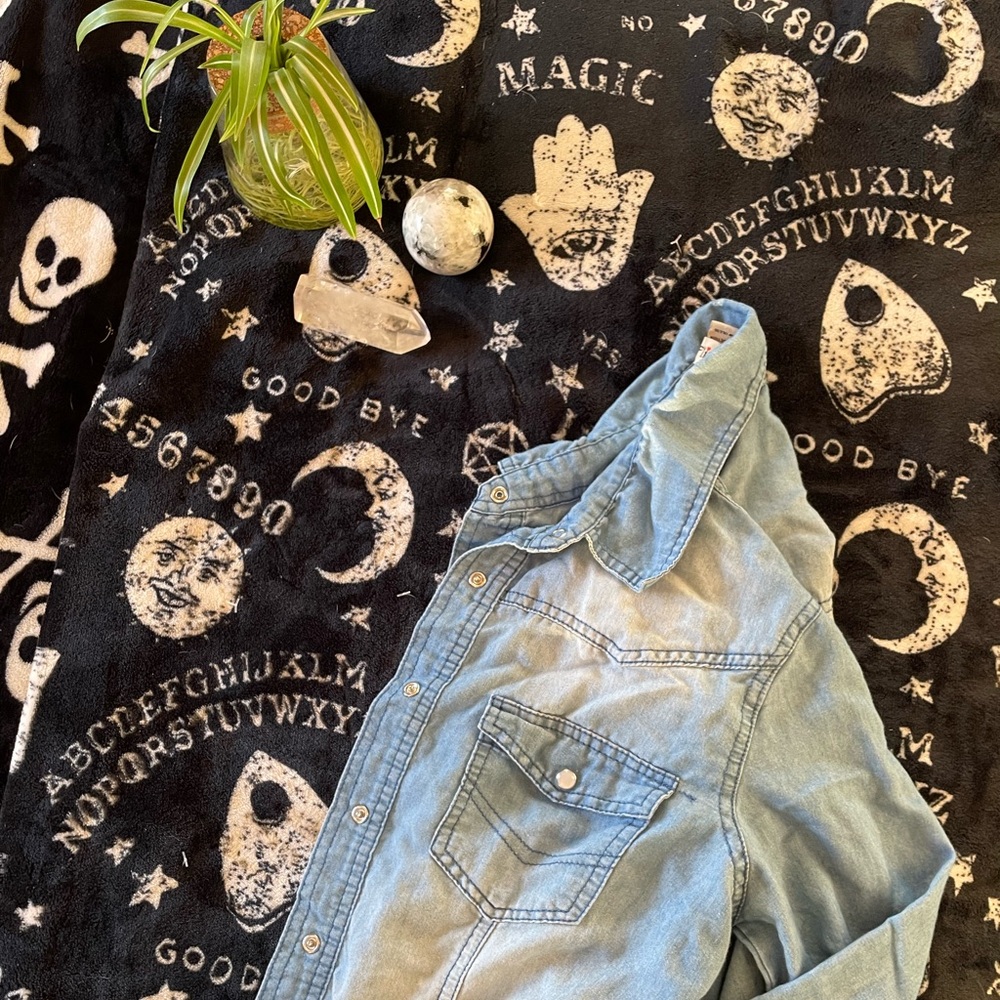 Denim button up Shirt 🫶🏻